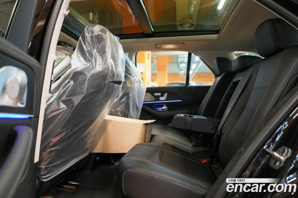 Mercedes-Benz GLE-Class 2026