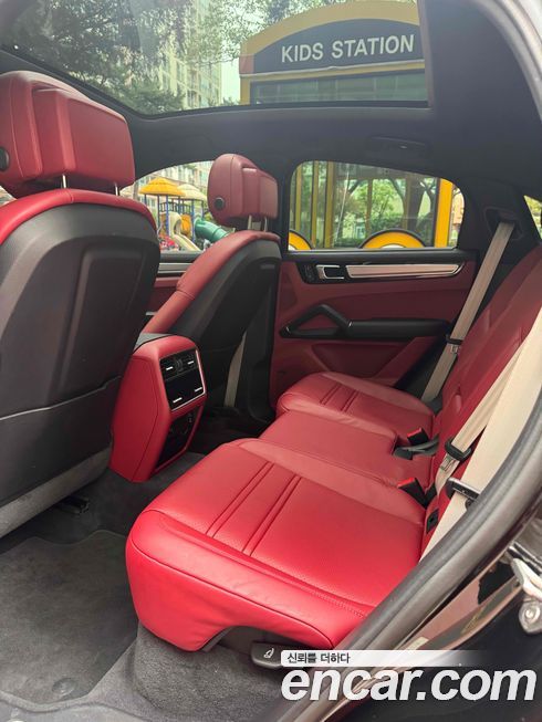 Porsche Cayenne 2023