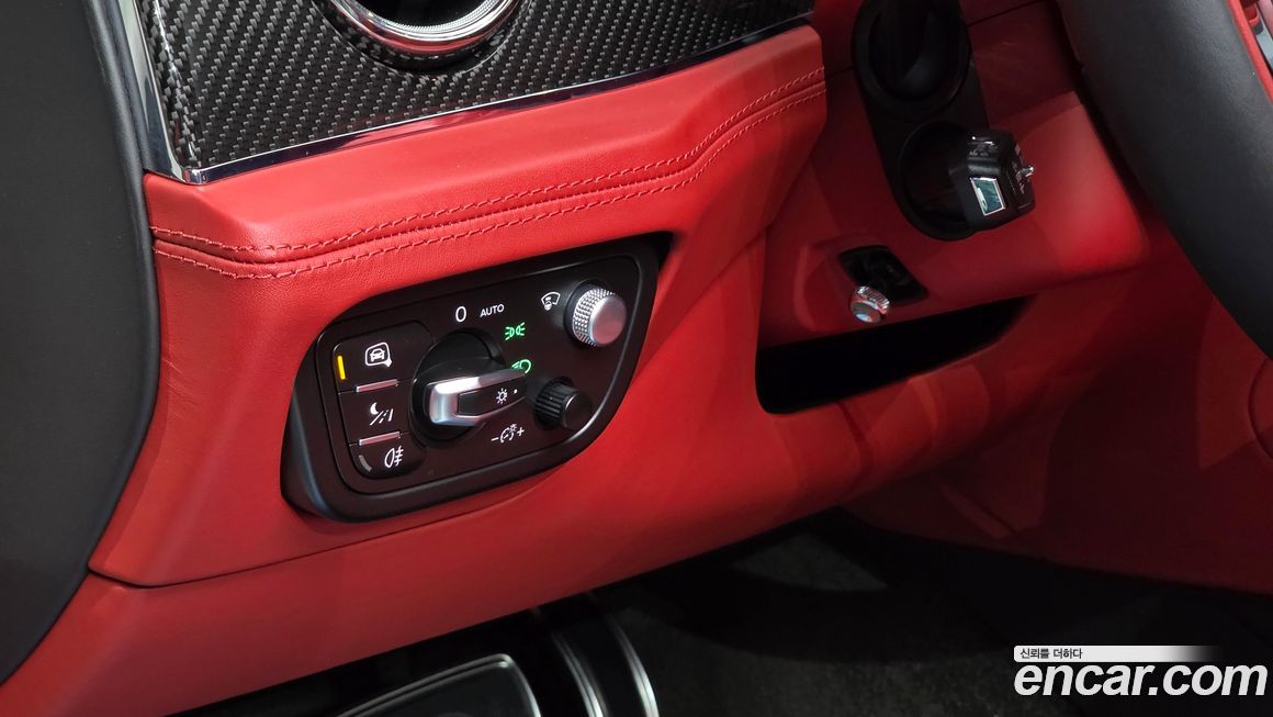 Bentley Bentayga 2023