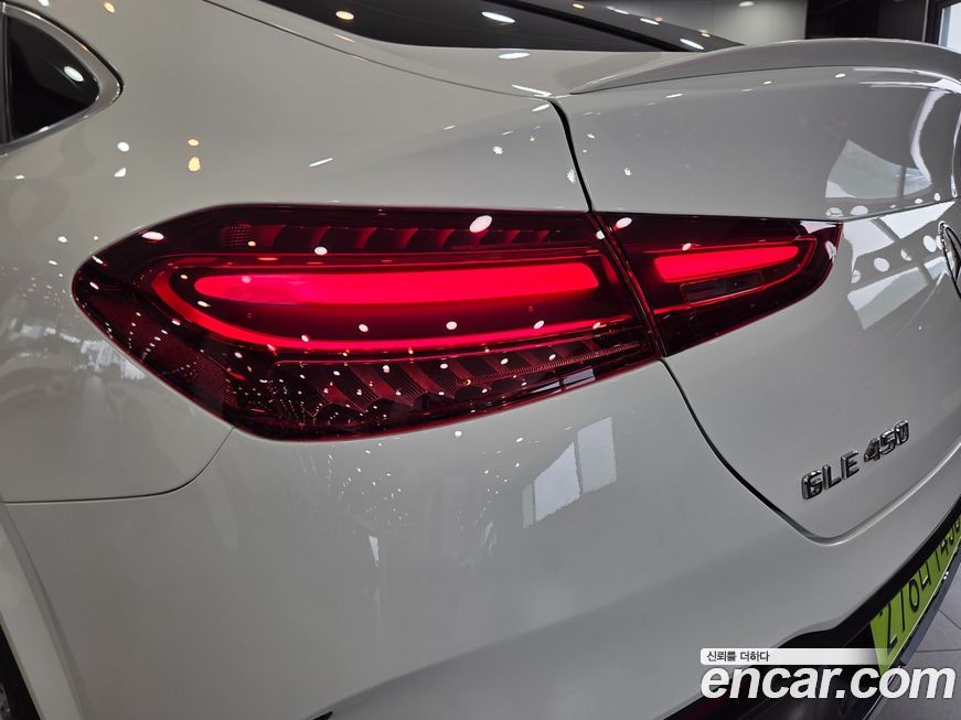 Mercedes-Benz GLE-Class 2025