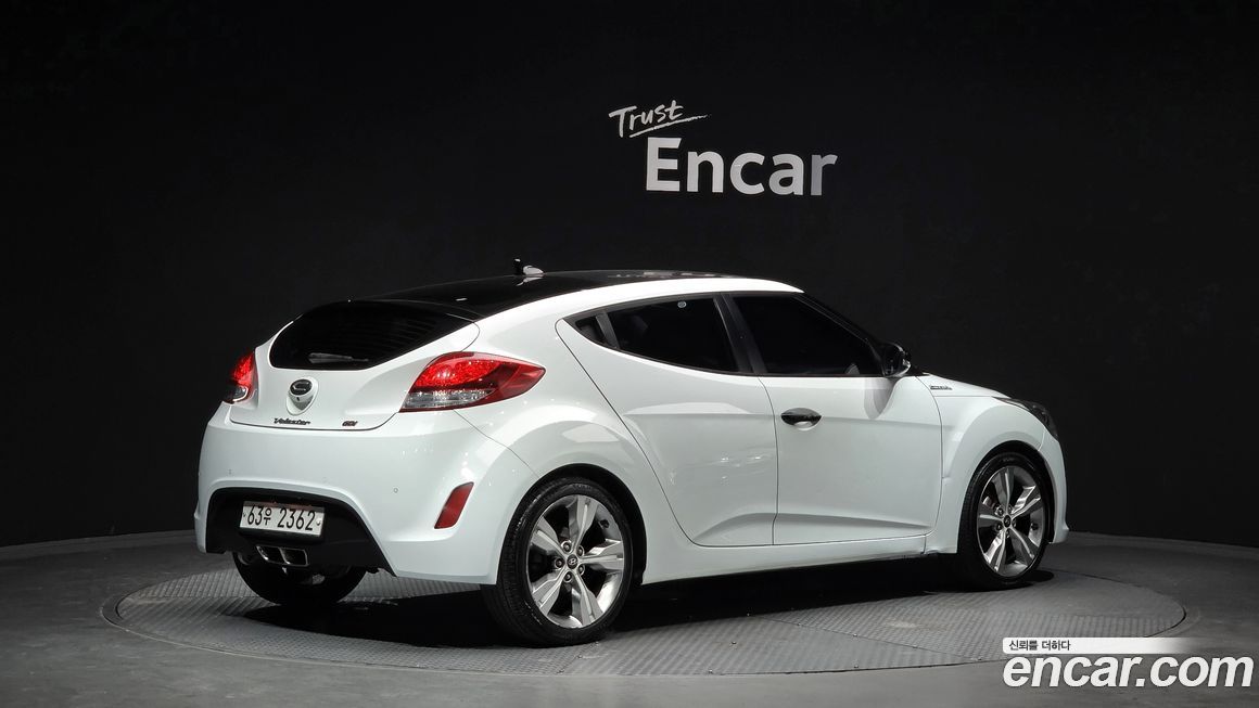 Hyundai Veloster 2012