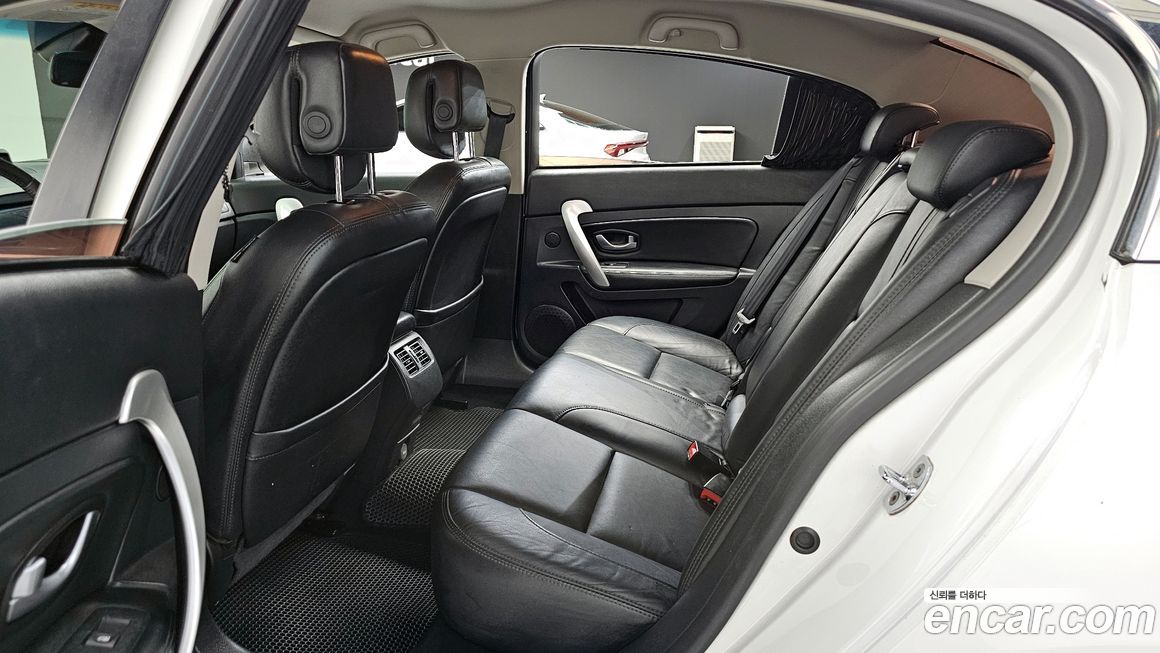 Renault-KoreaSamsung SM5  2011