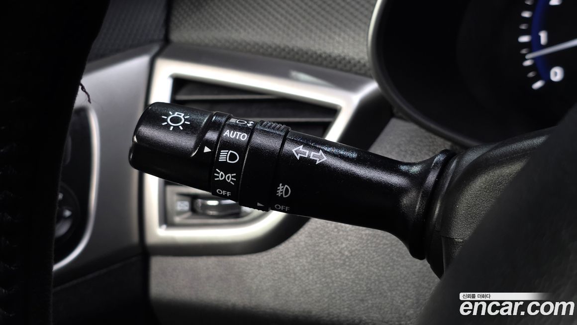 Hyundai Veloster 2012