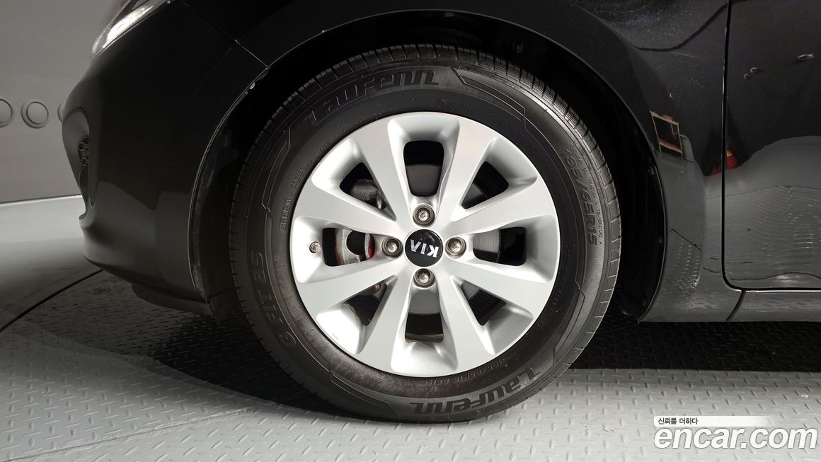 Kia pride 2014