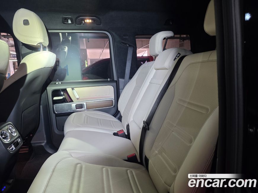 Mercedes-Benz G-Class 2025