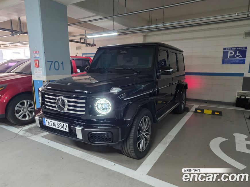 Mercedes-Benz G-Class 2025
