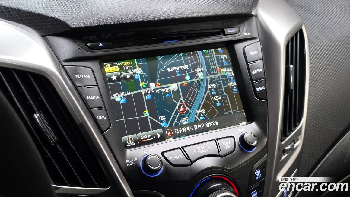 Hyundai Veloster 2012