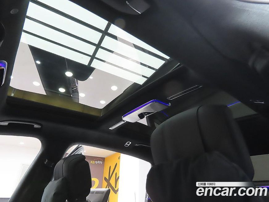 Mercedes-Benz S-Class 2024