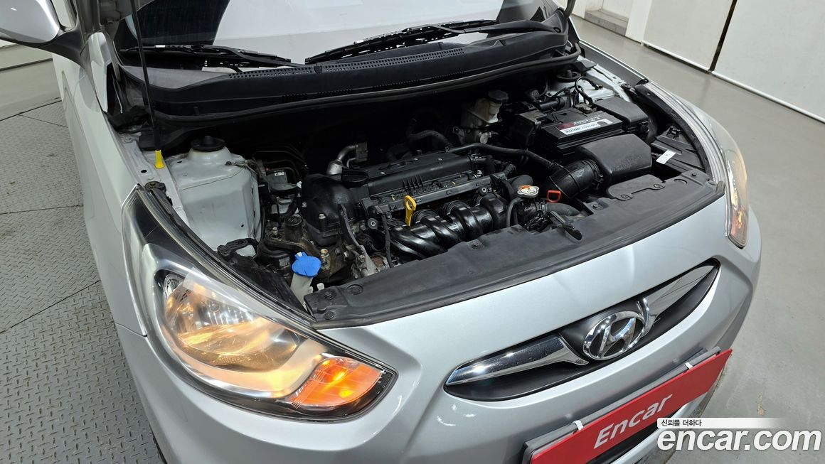 Hyundai Accent 2014