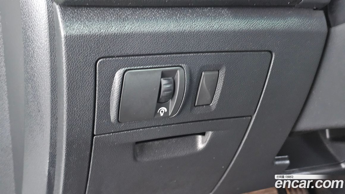 Renault-KoreaSamsung SM5  2011