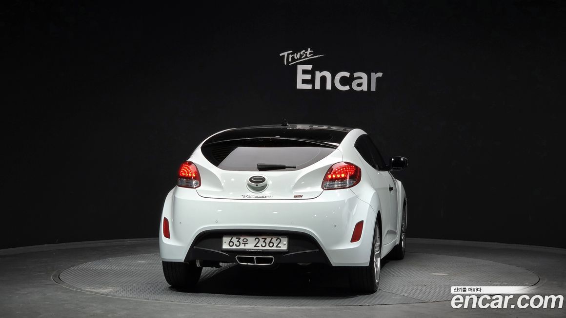 Hyundai Veloster 2012