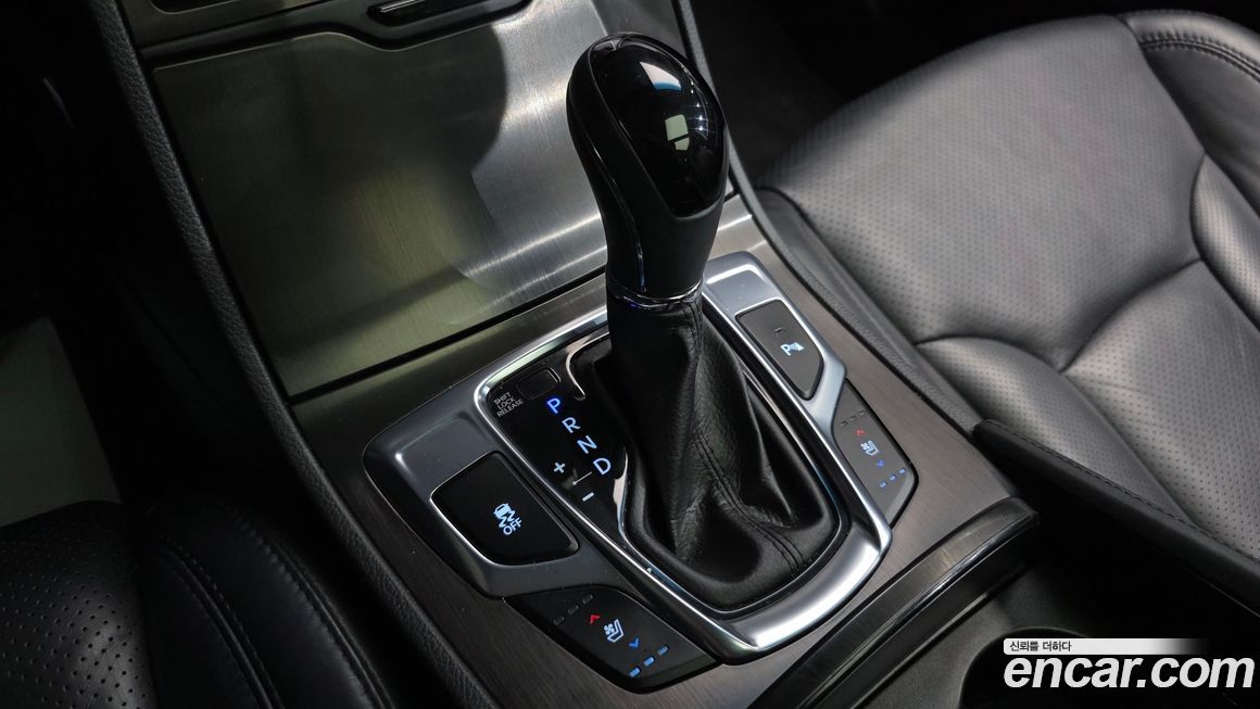 Hyundai Grandeur 2015