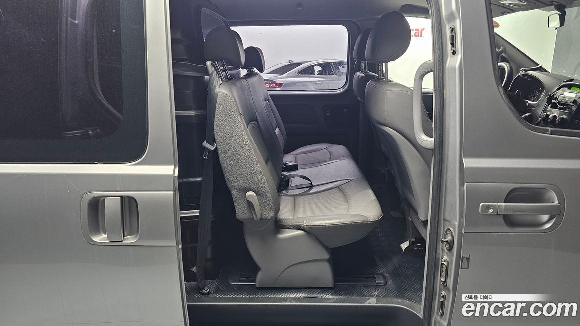 Hyundai Starex 2012