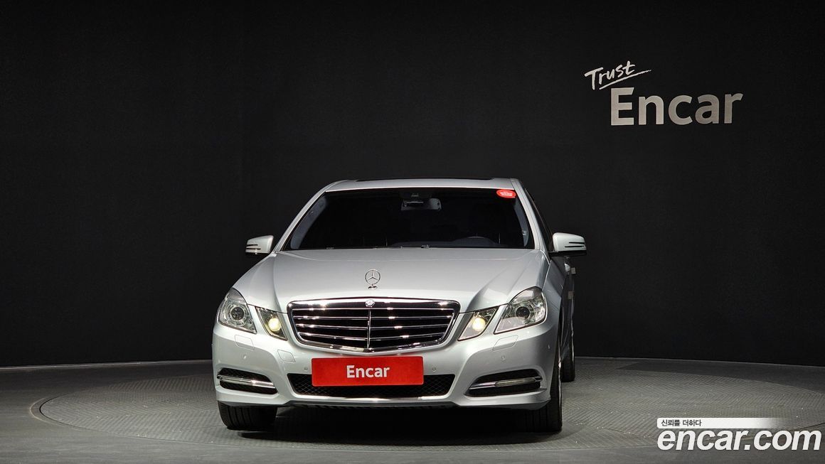 Mercedes-Benz E-Class 2012