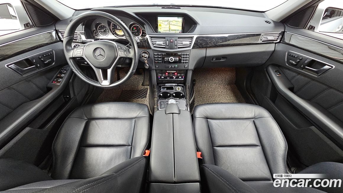 Mercedes-Benz E-Class 2012