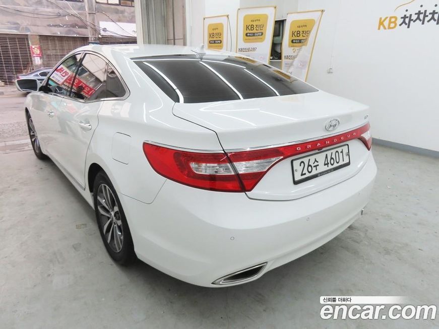 Hyundai Grandeur 2011