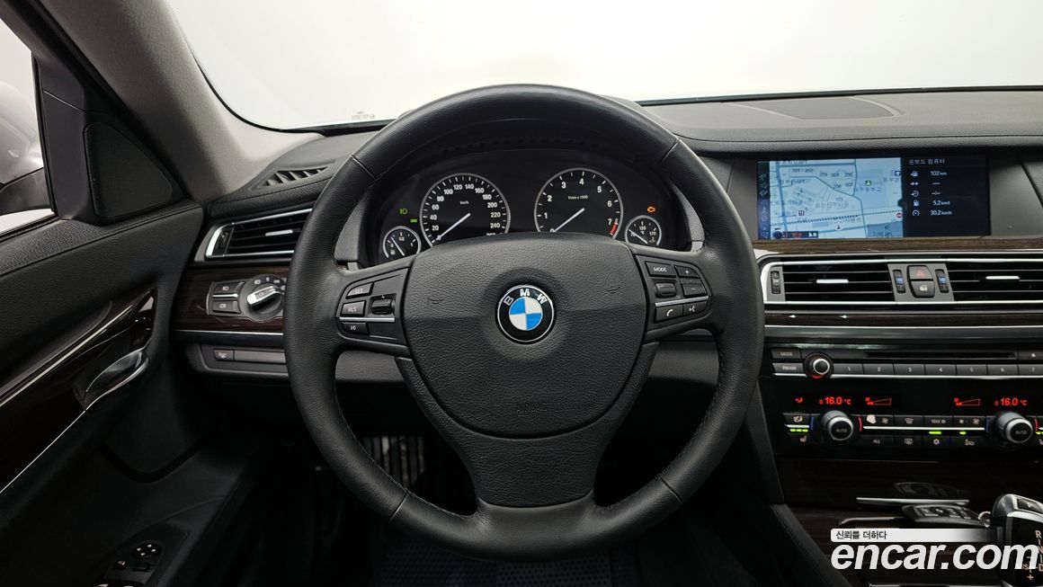 BMW 7-Series 2009