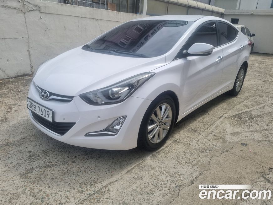 Hyundai AVANTE 2015