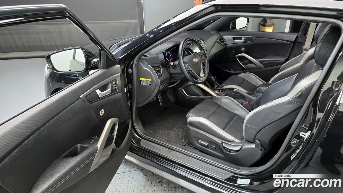 Hyundai Veloster 2015