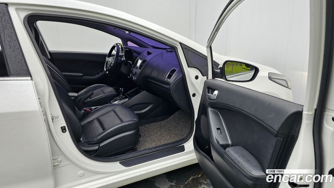 Kia K3 2016