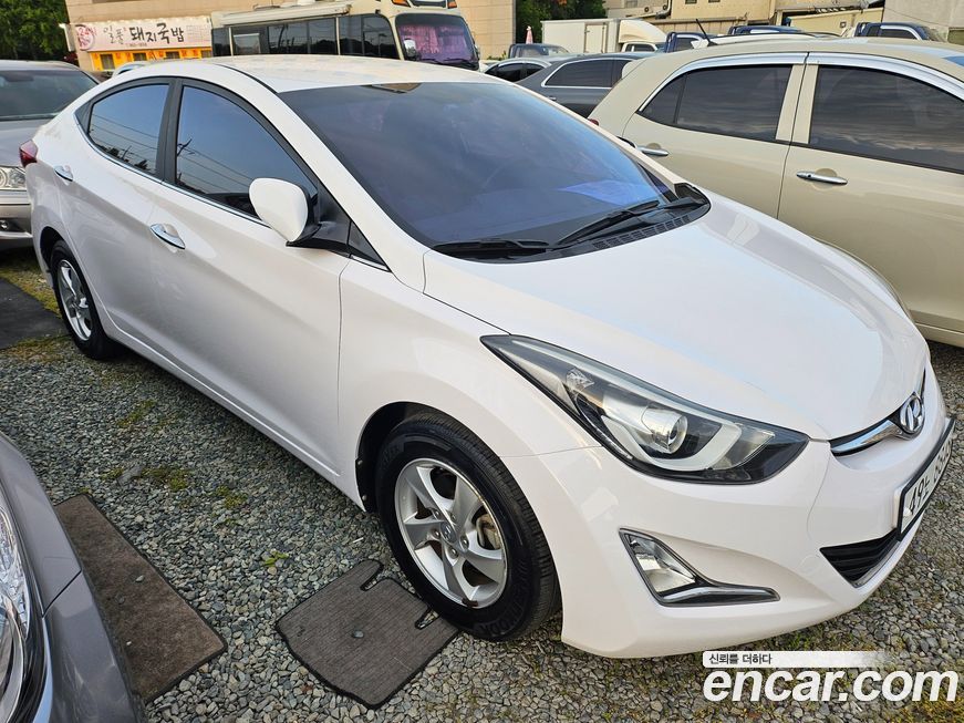 Hyundai AVANTE 2016