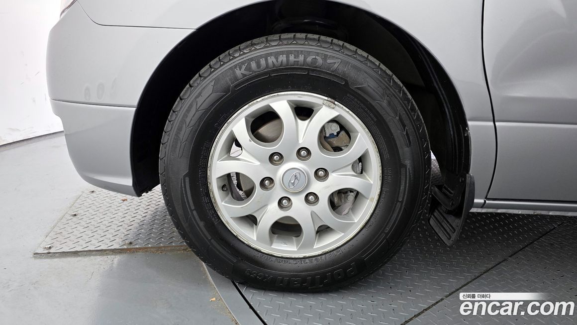 Hyundai Starex 2012