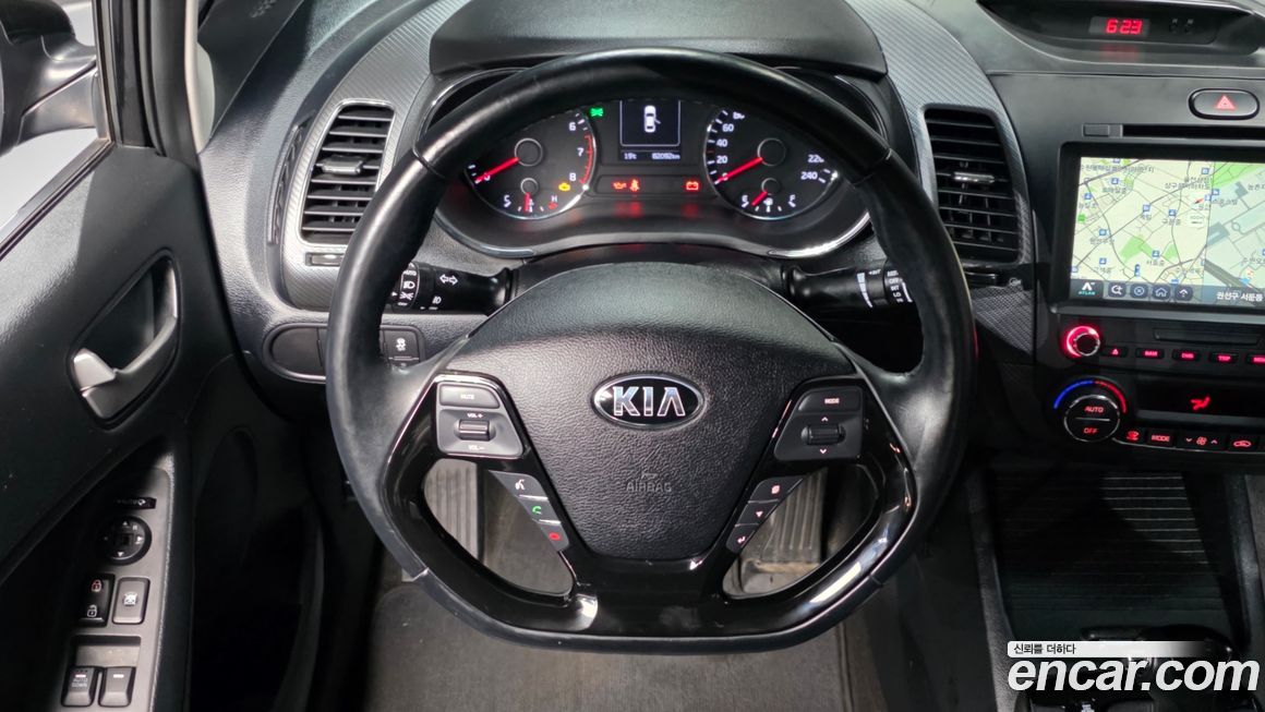 Kia K3 2016