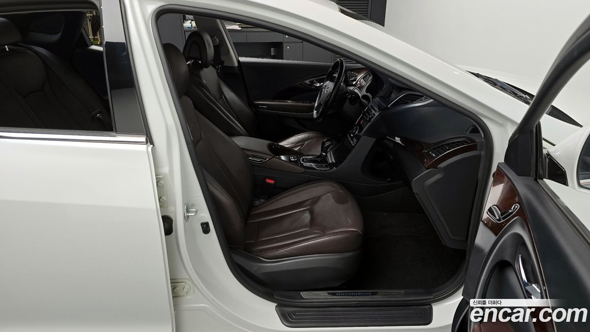 Hyundai Grandeur 2016