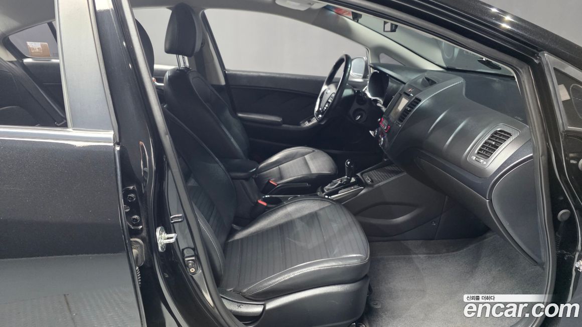 Kia K3 2016