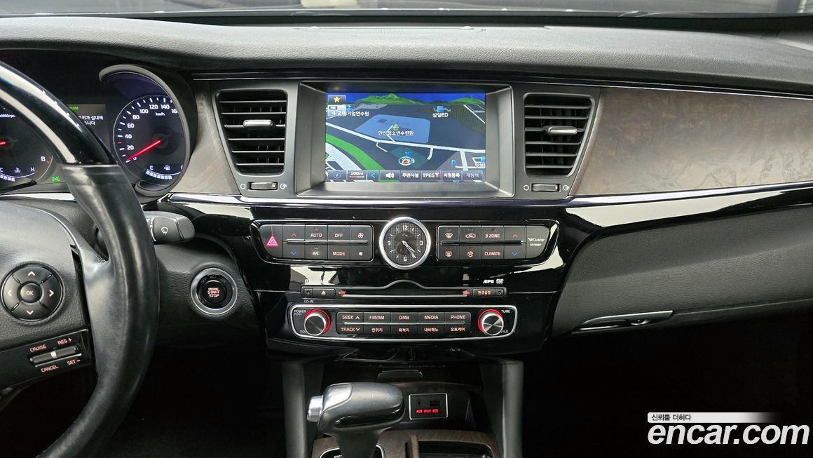 Kia K9 2013