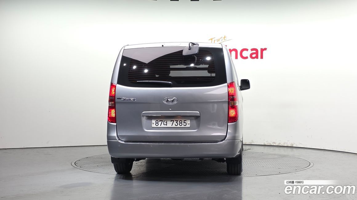 Hyundai Starex 2012