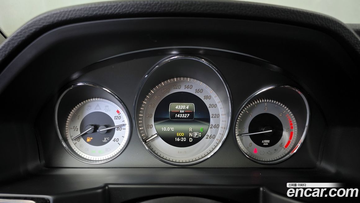 Mercedes-Benz GLK-Class 2015