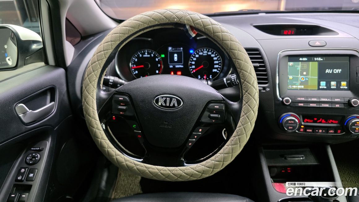 Kia K3 2016