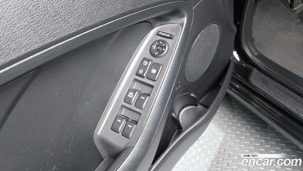Kia K3 2016