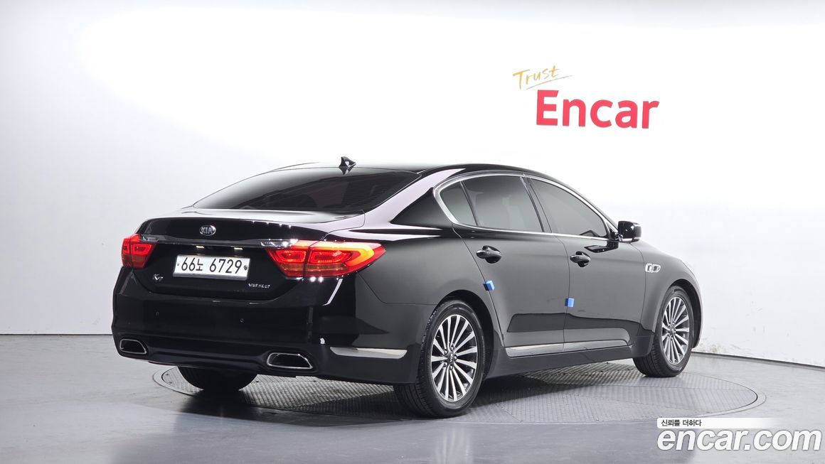 Kia K9 2013