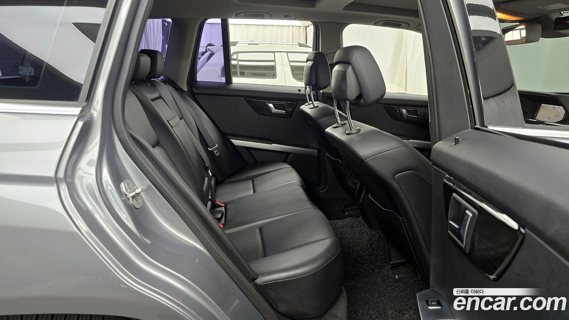 Mercedes-Benz GLK-Class 2015