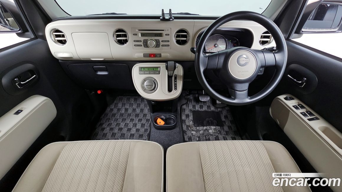 Daihatsu Mira 2011