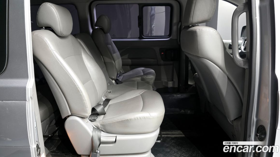 Hyundai Starex 2016