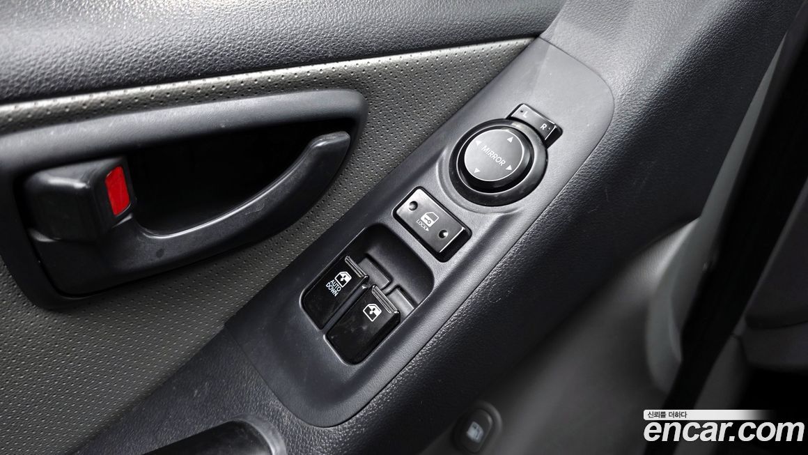 Hyundai Starex 2016