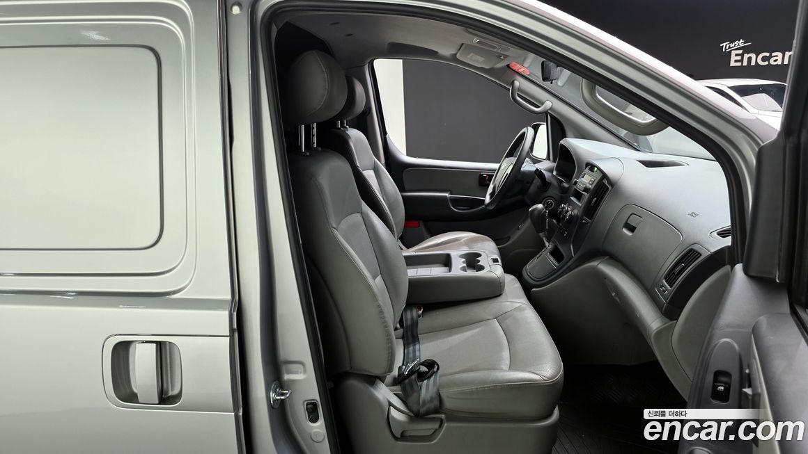 Hyundai Starex 2012