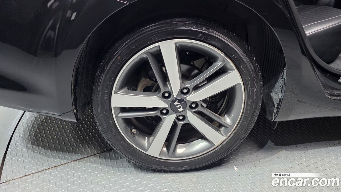 Kia K3 2016