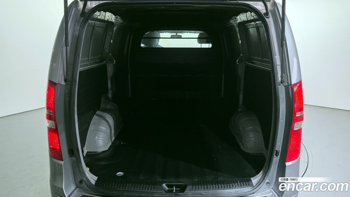 Hyundai Starex 2012