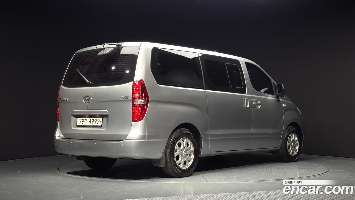 Hyundai Starex 2016