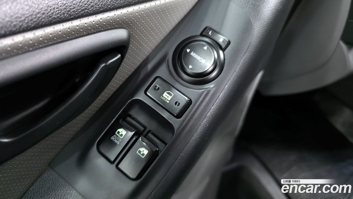 Hyundai Starex 2012