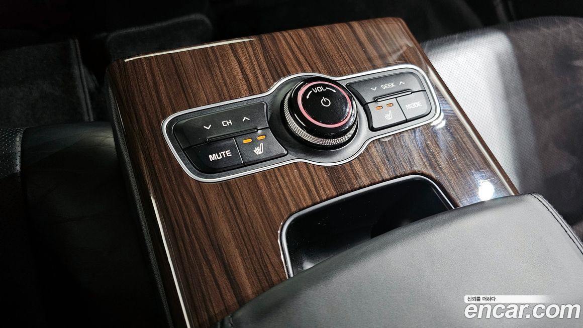 Kia K7 2015
