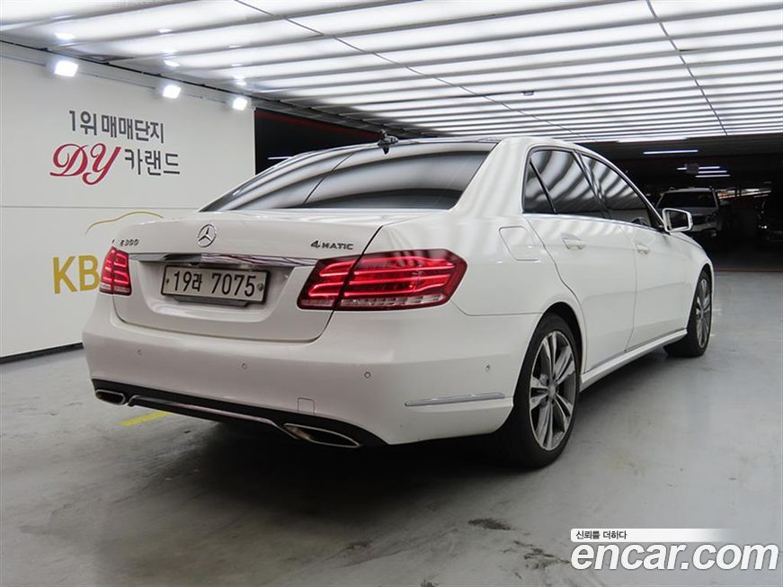Mercedes-Benz E-Class 2014