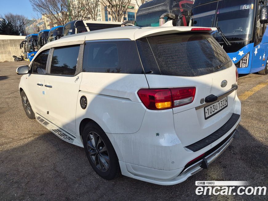 Kia Canival 2017