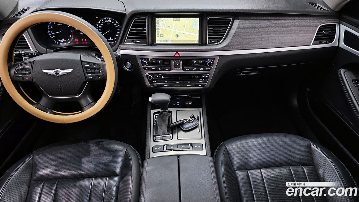 Hyundai Genesis 2015