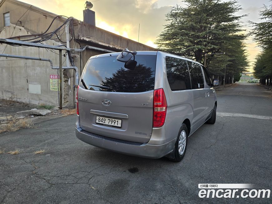 Hyundai Starex 2017