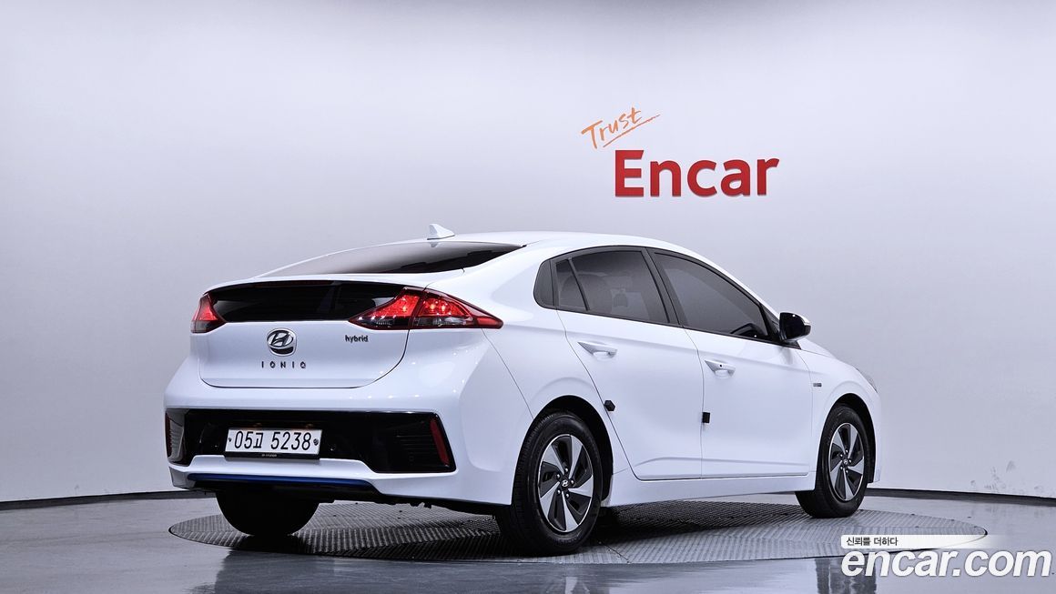 Hyundai Ioniq 2017